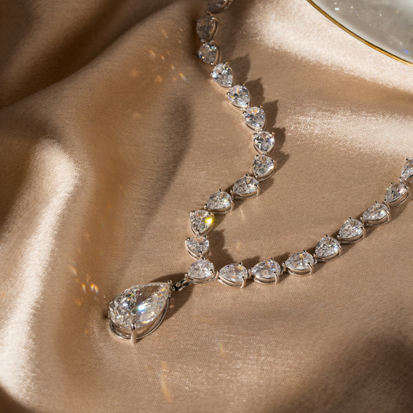 Iconic 32 Carat Solitaire Necklace